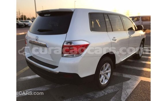 Buy Import Toyota Highlander White Car in Import - Dubai in Curacao Buy Import Toyota Highlander White Car in Import - Dubai in Curacao