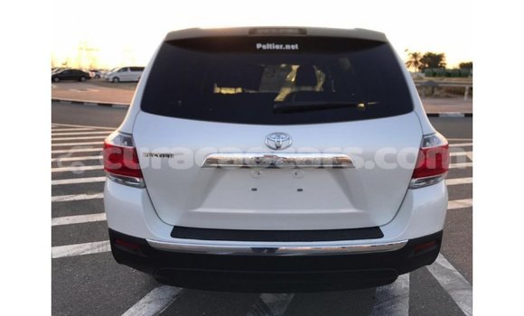 Buy Import Toyota Highlander White Car in Import - Dubai in Curacao Buy Import Toyota Highlander White Car in Import - Dubai in Curacao