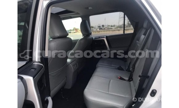 Buy Import Toyota HiAce Other Truck in Import - Dubai in Curacao Buy Import Toyota HiAce Other Truck in Import - Dubai in Curacao