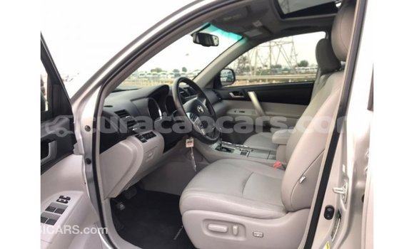 Buy Import Toyota Highlander Other Car in Import - Dubai in Curacao Buy Import Toyota Highlander Other Car in Import - Dubai in Curacao