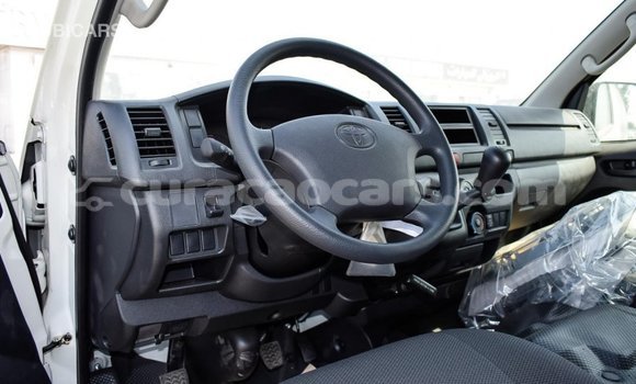 Buy Import Toyota Hiace White Car in Import - Dubai in Curacao Buy Import Toyota Hiace White Car in Import - Dubai in Curacao