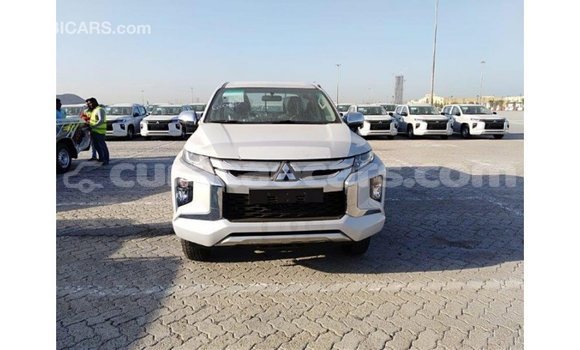 Buy Import Mitsubishi L200 White Car in Import - Dubai in Curacao Buy Import Mitsubishi L200 White Car in Import - Dubai in Curacao