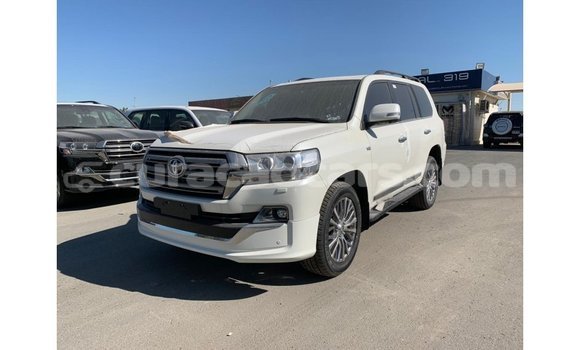 Buy Import Toyota Land Cruiser White Car in Import - Dubai in Curacao Buy Import Toyota Land Cruiser White Car in Import - Dubai in Curacao