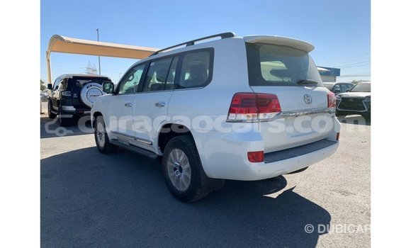 Buy Import Toyota Land Cruiser White Car in Import - Dubai in Curacao Buy Import Toyota Land Cruiser White Car in Import - Dubai in Curacao