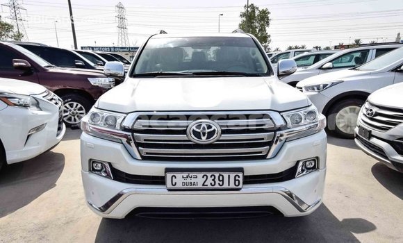 Buy Import Toyota Land Cruiser White Car in Import - Dubai in Curacao Buy Import Toyota Land Cruiser White Car in Import - Dubai in Curacao