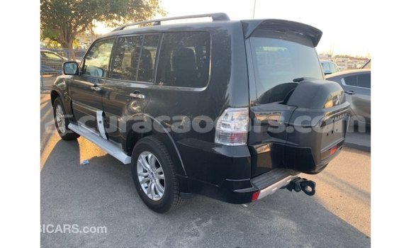 Buy Import Mitsubishi Pajero Black Car in Import - Dubai in Curacao Buy Import Mitsubishi Pajero Black Car in Import - Dubai in Curacao