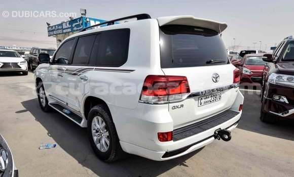 Buy Import Toyota Land Cruiser White Car in Import - Dubai in Curacao Buy Import Toyota Land Cruiser White Car in Import - Dubai in Curacao