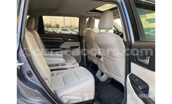 Buy Import Toyota Highlander Blue Car in Import - Dubai in Curacao Buy Import Toyota Highlander Blue Car in Import - Dubai in Curacao