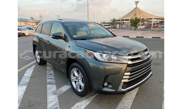 Buy Import Toyota Highlander Green Car in Import - Dubai in Curacao Buy Import Toyota Highlander Green Car in Import - Dubai in Curacao