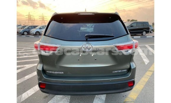 Buy Import Toyota Highlander Green Car in Import - Dubai in Curacao Buy Import Toyota Highlander Green Car in Import - Dubai in Curacao