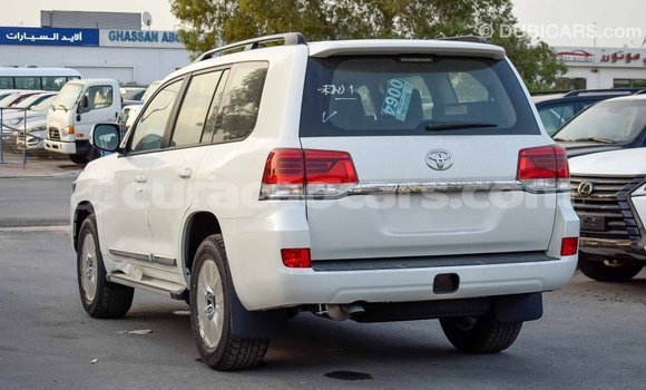 Buy Import Toyota Land Cruiser White Car in Import - Dubai in Curacao Buy Import Toyota Land Cruiser White Car in Import - Dubai in Curacao