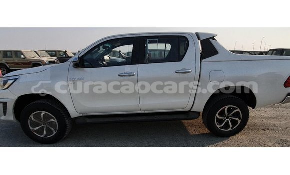 Buy Import Toyota Hilux White Car in Import - Dubai in Curacao Buy Import Toyota Hilux White Car in Import - Dubai in Curacao