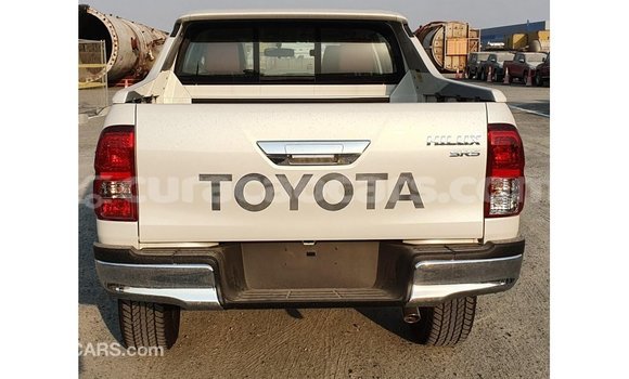Buy Import Toyota Hilux White Car in Import - Dubai in Curacao Buy Import Toyota Hilux White Car in Import - Dubai in Curacao