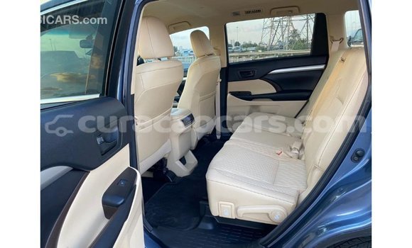 Buy Import Toyota Highlander Blue Car in Import - Dubai in Curacao Buy Import Toyota Highlander Blue Car in Import - Dubai in Curacao