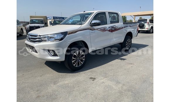 Buy Import Toyota Hilux White Car in Import - Dubai in Curacao Buy Import Toyota Hilux White Car in Import - Dubai in Curacao