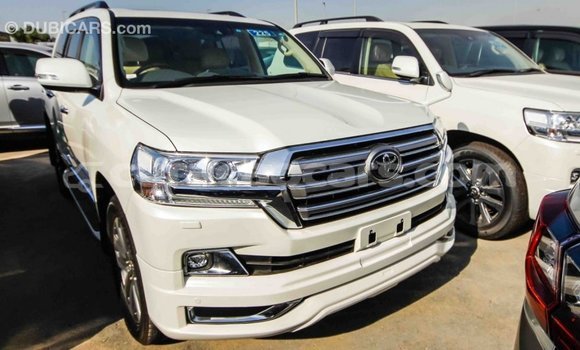 Buy Import Toyota Land Cruiser White Car in Import - Dubai in Curacao Buy Import Toyota Land Cruiser White Car in Import - Dubai in Curacao