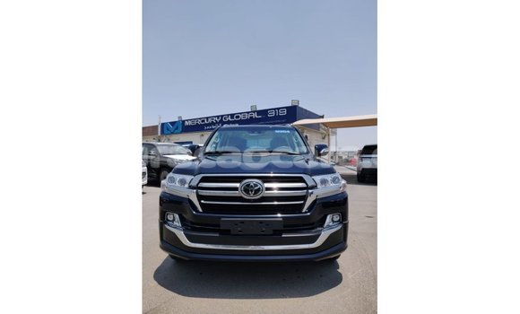Buy Import Toyota Land Cruiser Red Car in Import - Dubai in Curacao Buy Import Toyota Land Cruiser Red Car in Import - Dubai in Curacao