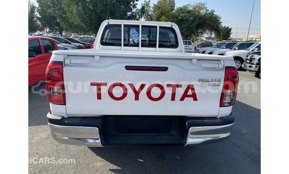 Buy Import Toyota Hilux White Car in Import - Dubai in Curacao Buy Import Toyota Hilux White Car in Import - Dubai in Curacao