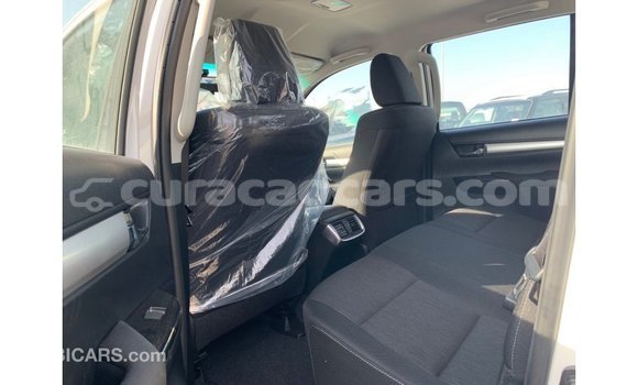 Buy Import Toyota Hilux White Car in Import - Dubai in Curacao Buy Import Toyota Hilux White Car in Import - Dubai in Curacao