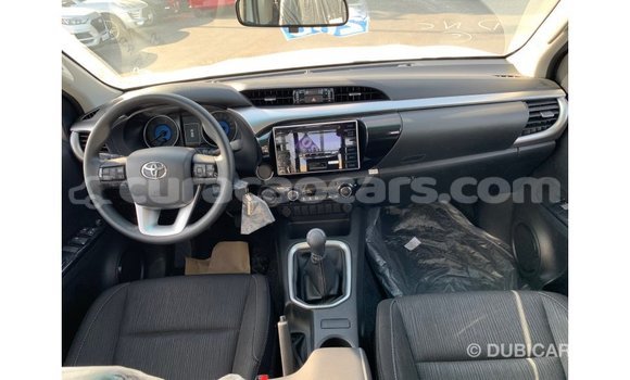 Buy Import Toyota Hilux White Car in Import - Dubai in Curacao Buy Import Toyota Hilux White Car in Import - Dubai in Curacao