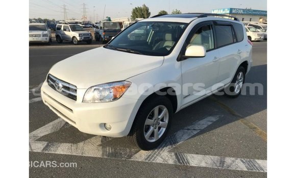 Buy Import Toyota 4Runner White Car in Import - Dubai in Curacao Buy Import Toyota 4Runner White Car in Import - Dubai in Curacao