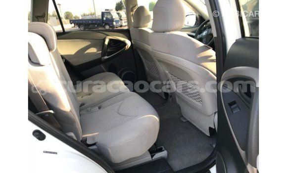 Buy Import Toyota 4Runner White Car in Import - Dubai in Curacao Buy Import Toyota 4Runner White Car in Import - Dubai in Curacao