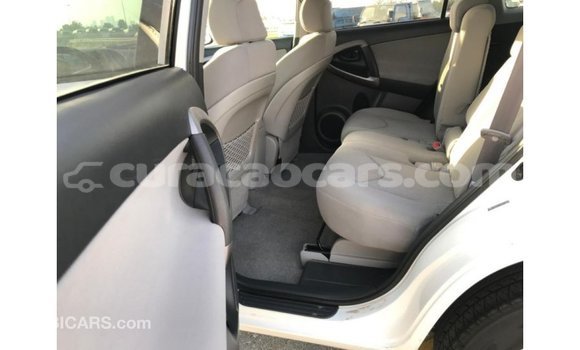 Buy Import Toyota 4Runner White Car in Import - Dubai in Curacao Buy Import Toyota 4Runner White Car in Import - Dubai in Curacao