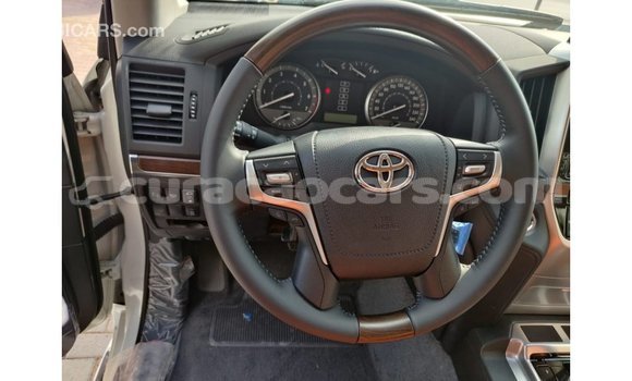 Buy Import Toyota Land Cruiser White Car in Import - Dubai in Curacao Buy Import Toyota Land Cruiser White Car in Import - Dubai in Curacao