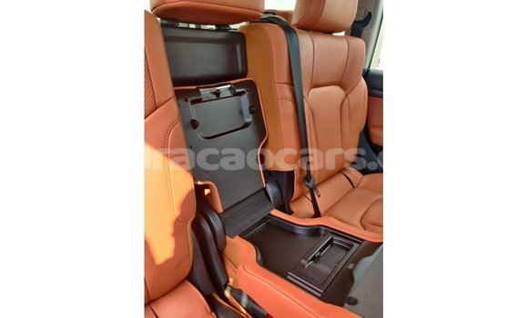 Buy Import Toyota Land Cruiser White Car in Import - Dubai in Curacao Buy Import Toyota Land Cruiser White Car in Import - Dubai in Curacao