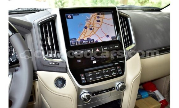 Buy Import Toyota Land Cruiser White Car in Import - Dubai in Curacao Buy Import Toyota Land Cruiser White Car in Import - Dubai in Curacao