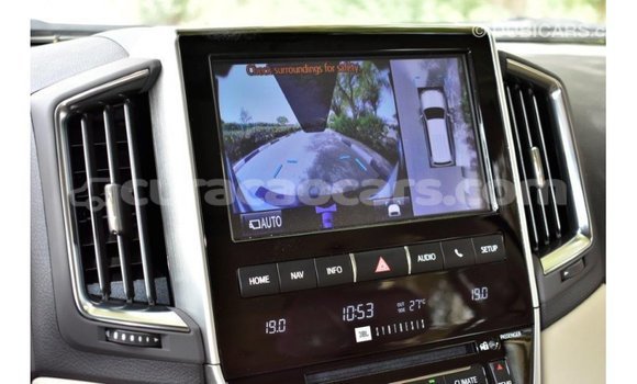 Buy Import Toyota Land Cruiser White Car in Import - Dubai in Curacao Buy Import Toyota Land Cruiser White Car in Import - Dubai in Curacao