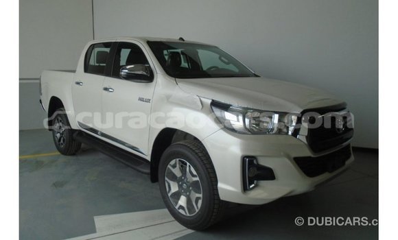 Buy Import Toyota Hilux White Car in Import - Dubai in Curacao Buy Import Toyota Hilux White Car in Import - Dubai in Curacao