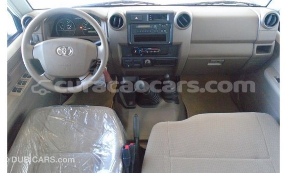 Buy Import Toyota Land Cruiser White Car in Import - Dubai in Curacao Buy Import Toyota Land Cruiser White Car in Import - Dubai in Curacao