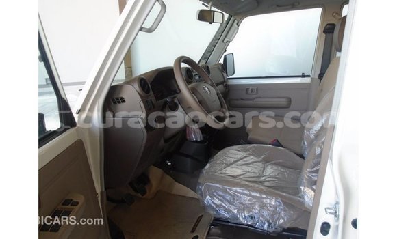 Buy Import Toyota Land Cruiser White Car in Import - Dubai in Curacao Buy Import Toyota Land Cruiser White Car in Import - Dubai in Curacao