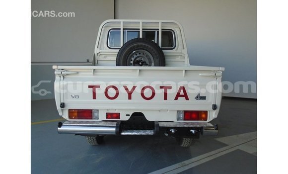 Buy Import Toyota Land Cruiser White Car in Import - Dubai in Curacao Buy Import Toyota Land Cruiser White Car in Import - Dubai in Curacao