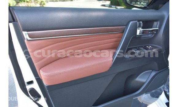 Buy Import Toyota Land Cruiser White Car in Import - Dubai in Curacao Buy Import Toyota Land Cruiser White Car in Import - Dubai in Curacao