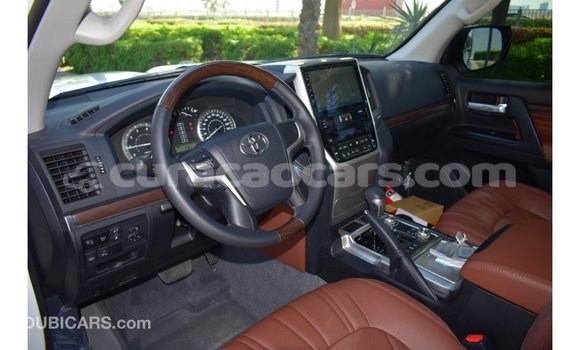 Buy Import Toyota Land Cruiser White Car in Import - Dubai in Curacao Buy Import Toyota Land Cruiser White Car in Import - Dubai in Curacao