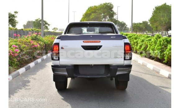 Buy Import Toyota Hilux White Car in Import - Dubai in Curacao Buy Import Toyota Hilux White Car in Import - Dubai in Curacao