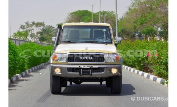 Buy Import Toyota Land Cruiser Beige Car in Import - Dubai in Curacao Buy Import Toyota Land Cruiser Beige Car in Import - Dubai in Curacao