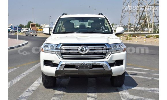 Buy Import Toyota Land Cruiser White Car in Import - Dubai in Curacao Buy Import Toyota Land Cruiser White Car in Import - Dubai in Curacao