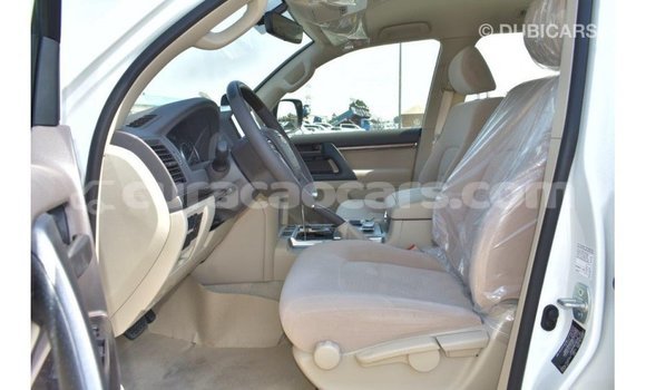 Buy Import Toyota Land Cruiser White Car in Import - Dubai in Curacao Buy Import Toyota Land Cruiser White Car in Import - Dubai in Curacao