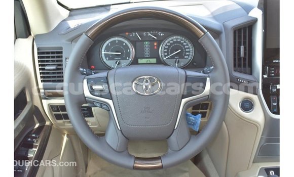 Buy Import Toyota Land Cruiser White Car in Import - Dubai in Curacao Buy Import Toyota Land Cruiser White Car in Import - Dubai in Curacao