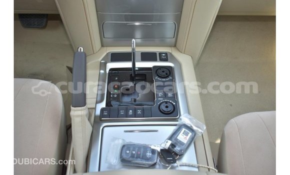 Buy Import Toyota Land Cruiser White Car in Import - Dubai in Curacao Buy Import Toyota Land Cruiser White Car in Import - Dubai in Curacao
