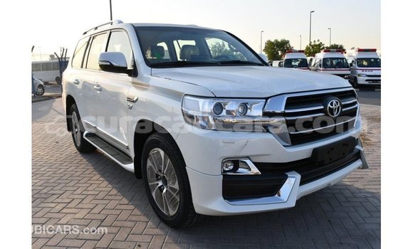 Buy Import Toyota Land Cruiser White Car in Import - Dubai in Curacao Buy Import Toyota Land Cruiser White Car in Import - Dubai in Curacao