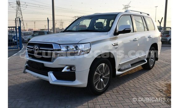 Buy Import Toyota Land Cruiser White Car in Import - Dubai in Curacao Buy Import Toyota Land Cruiser White Car in Import - Dubai in Curacao