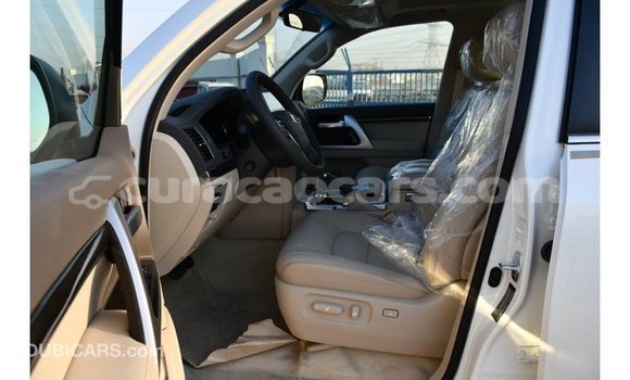 Buy Import Toyota Land Cruiser White Car in Import - Dubai in Curacao Buy Import Toyota Land Cruiser White Car in Import - Dubai in Curacao