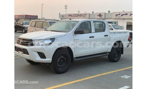 Buy Import Toyota Hilux White Car in Import - Dubai in Curacao Buy Import Toyota Hilux White Car in Import - Dubai in Curacao