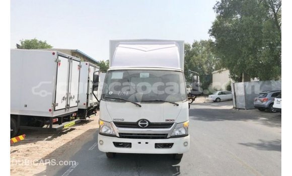 Buy Import Hino 300 Series White Truck in Import - Dubai in Curacao Buy Import Hino 300 Series White Truck in Import - Dubai in Curacao