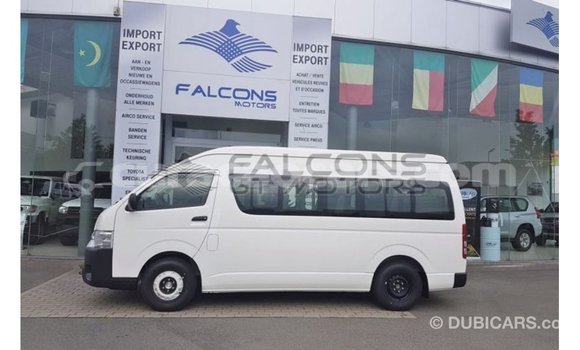 Buy Import Toyota Hiace White Car in Import - Dubai in Curacao Buy Import Toyota Hiace White Car in Import - Dubai in Curacao