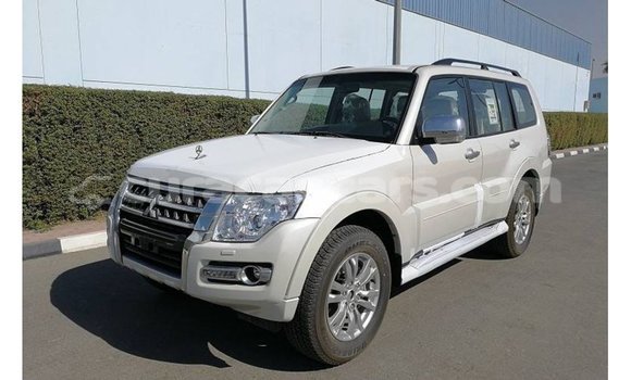 Buy Import Mitsubishi Pajero White Car in Import - Dubai in Curacao Buy Import Mitsubishi Pajero White Car in Import - Dubai in Curacao